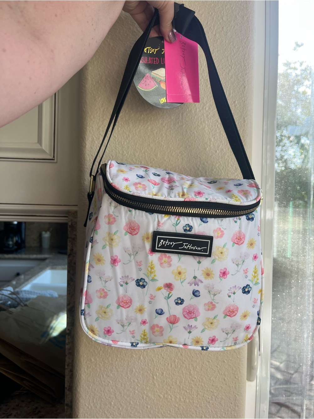 Betsey Johnson White Floral Insulated Lunch Tote Bag with Black Strap